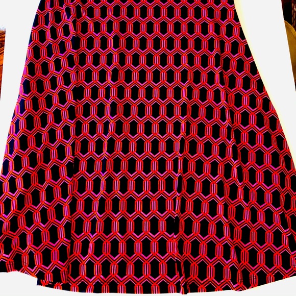 NMiller: The Shining Dress - Picture 6 of 6